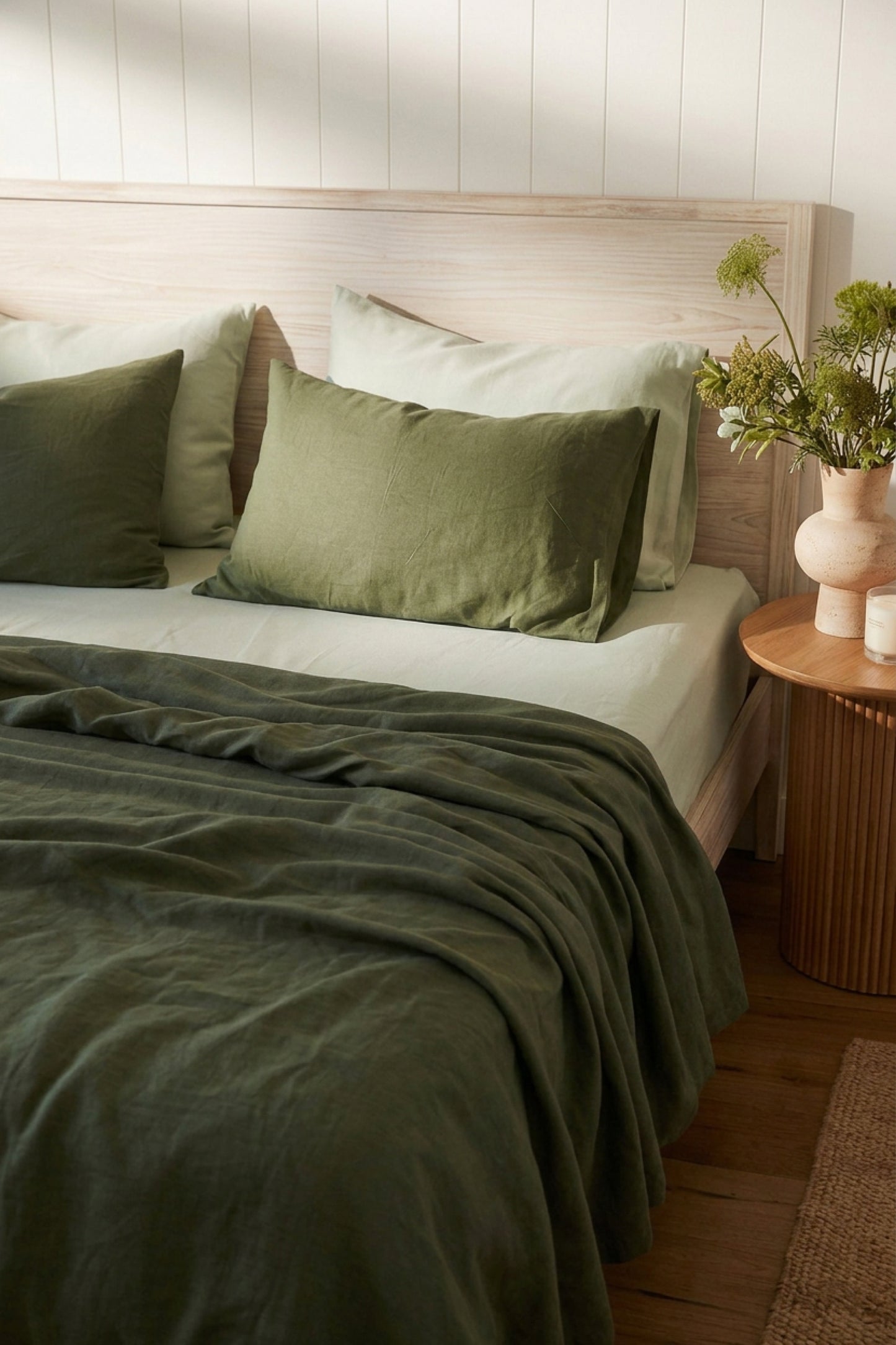 Linen bedding set in Garden Green