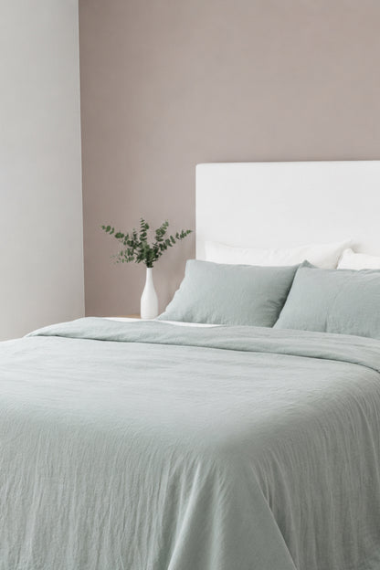 Linen bedding set in Mint Green
