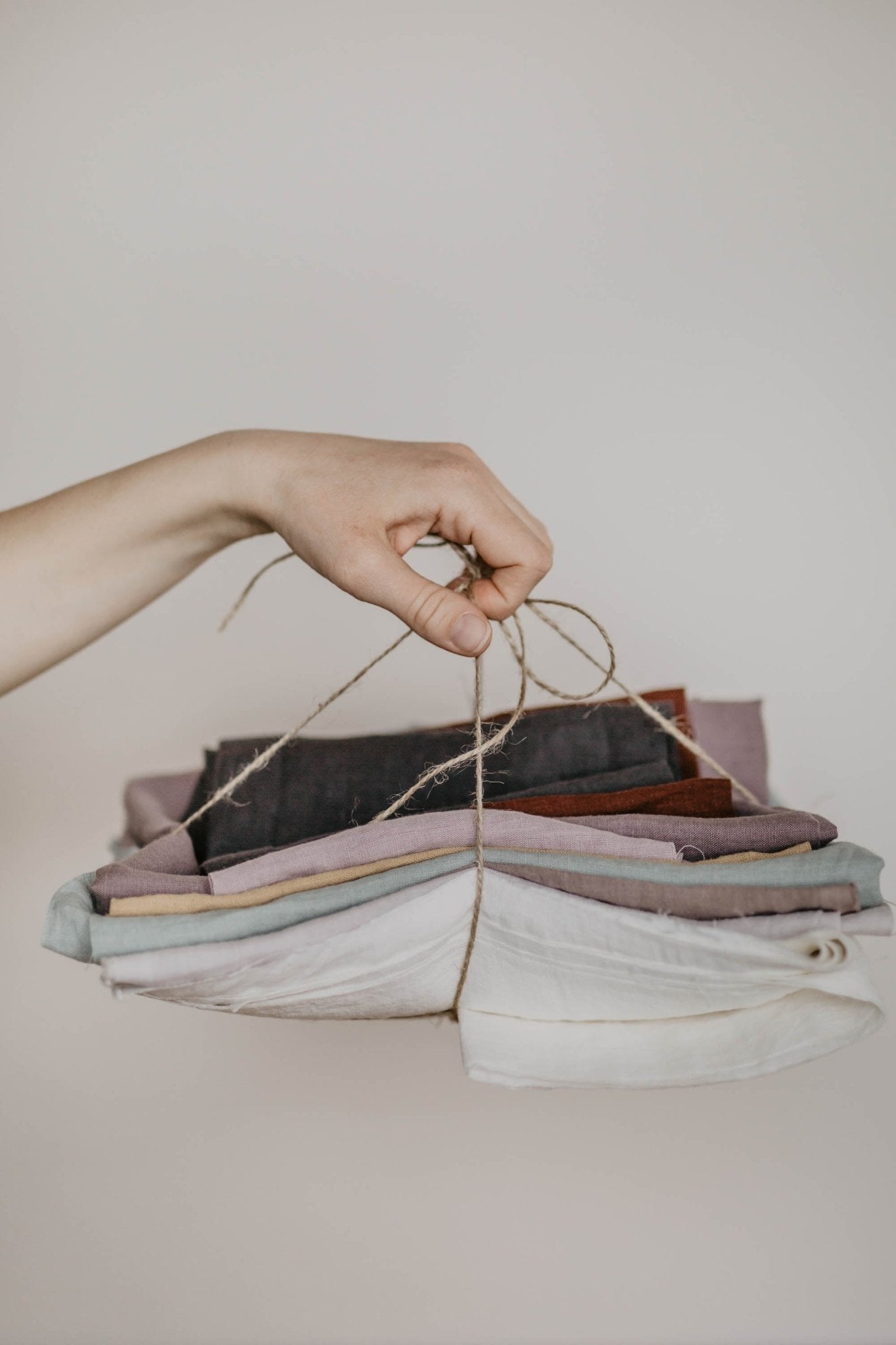 Linen scraps bundle - Her Linen