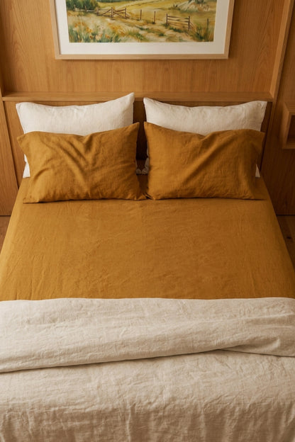 Linen sheets set in Amber