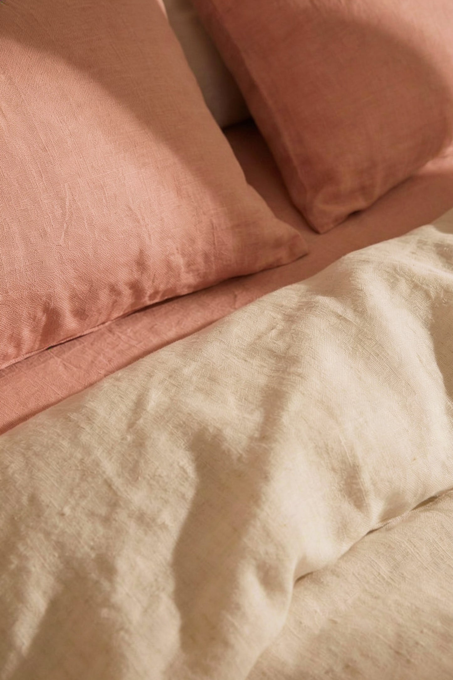Linen sheets set in Coral Pink