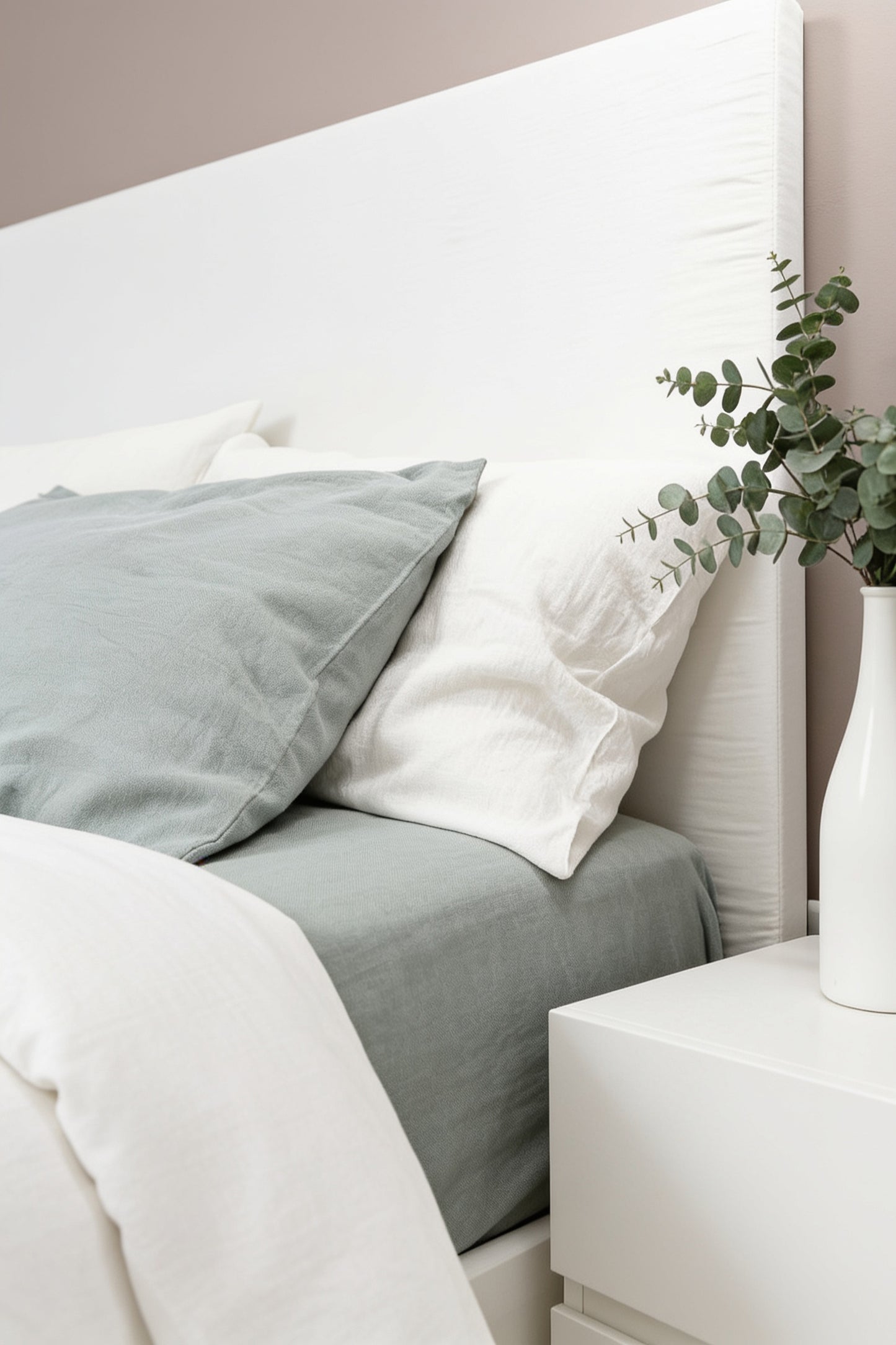 Linen sheets set in Mint Green