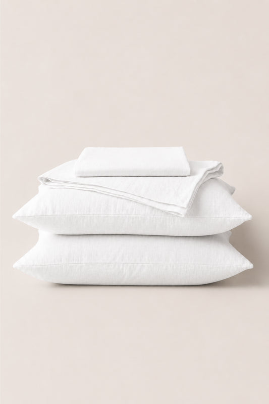 Linen sheets set in White
