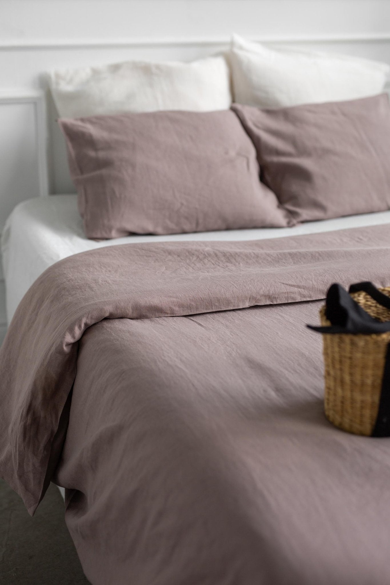 Linen bedding set in Rosy Brown - Her Linen