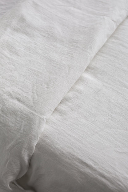 Linen duvet cover in White - Her Linen