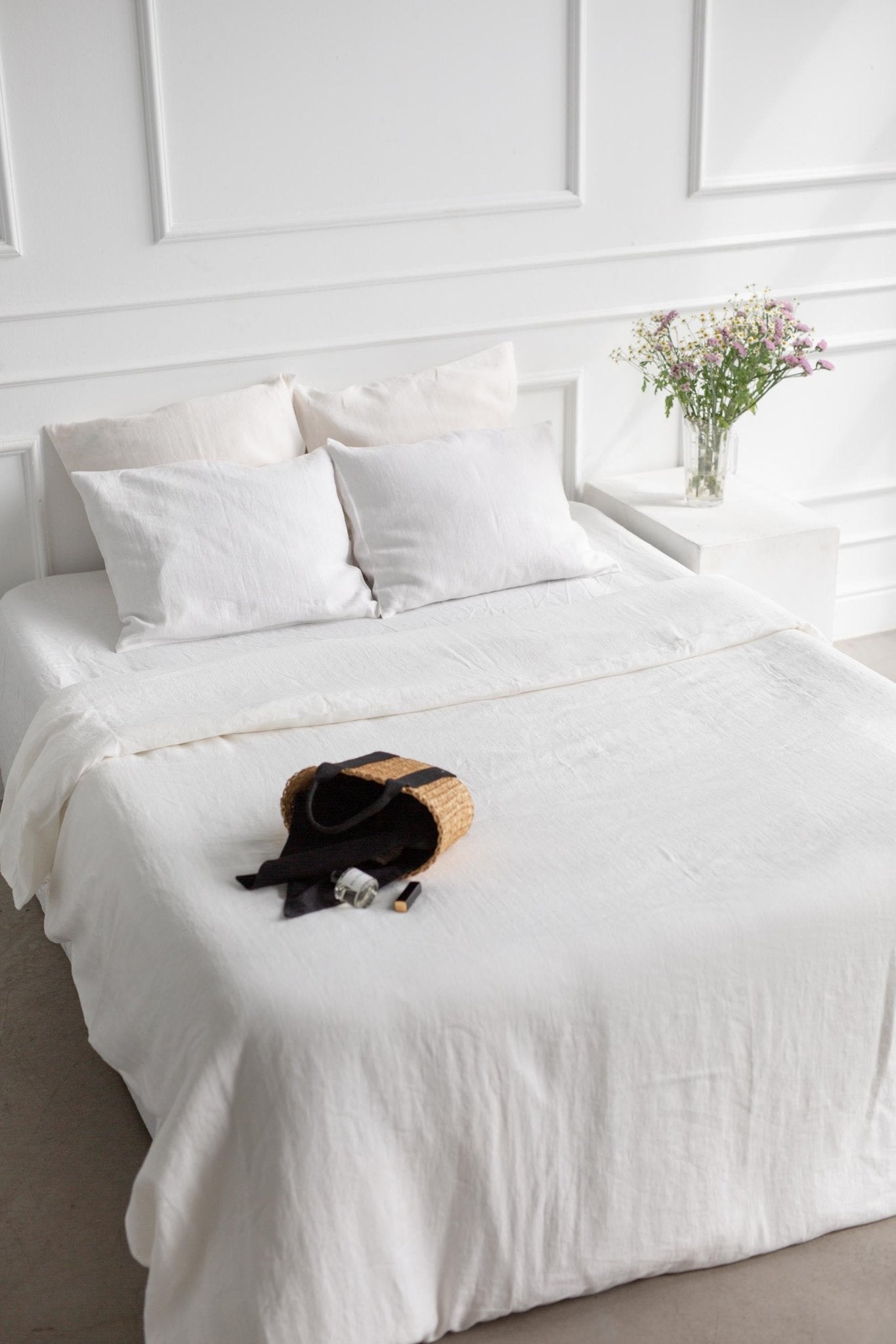 Linen duvet cover in White - Her Linen