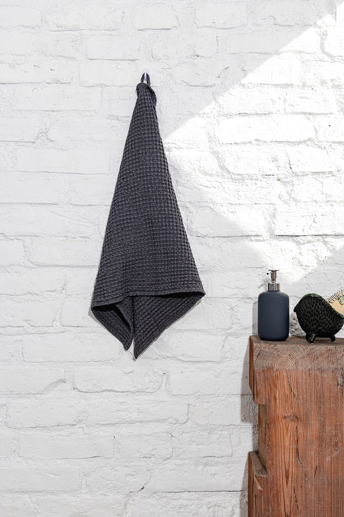 Waffle linen hand towel - Her Linen